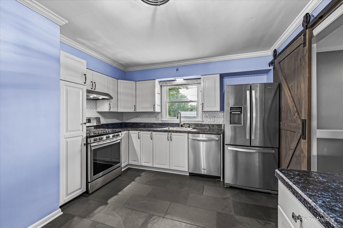 326 Farview Drive Property Photo 14