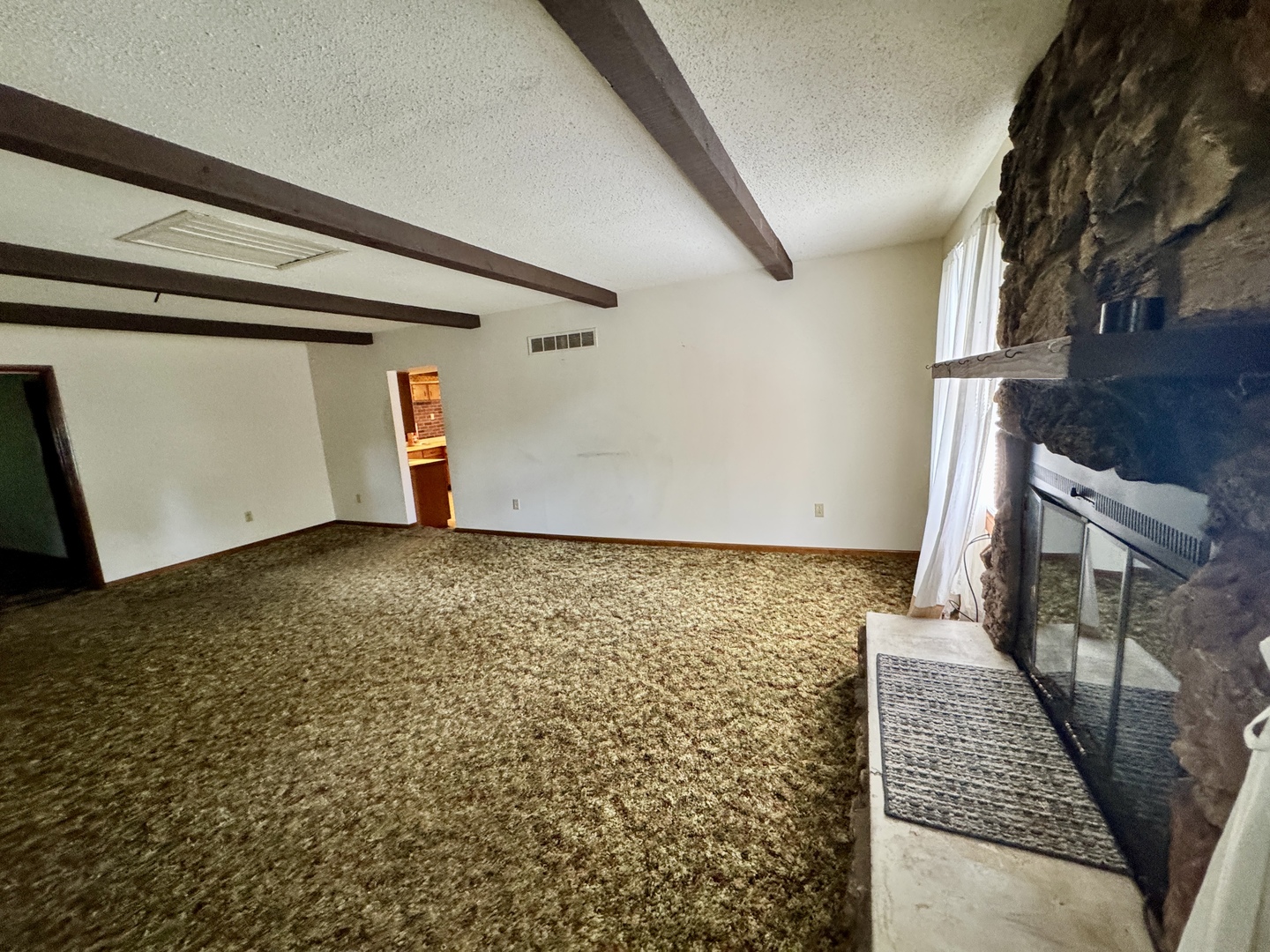 335 N Washington Street Property Photo 8