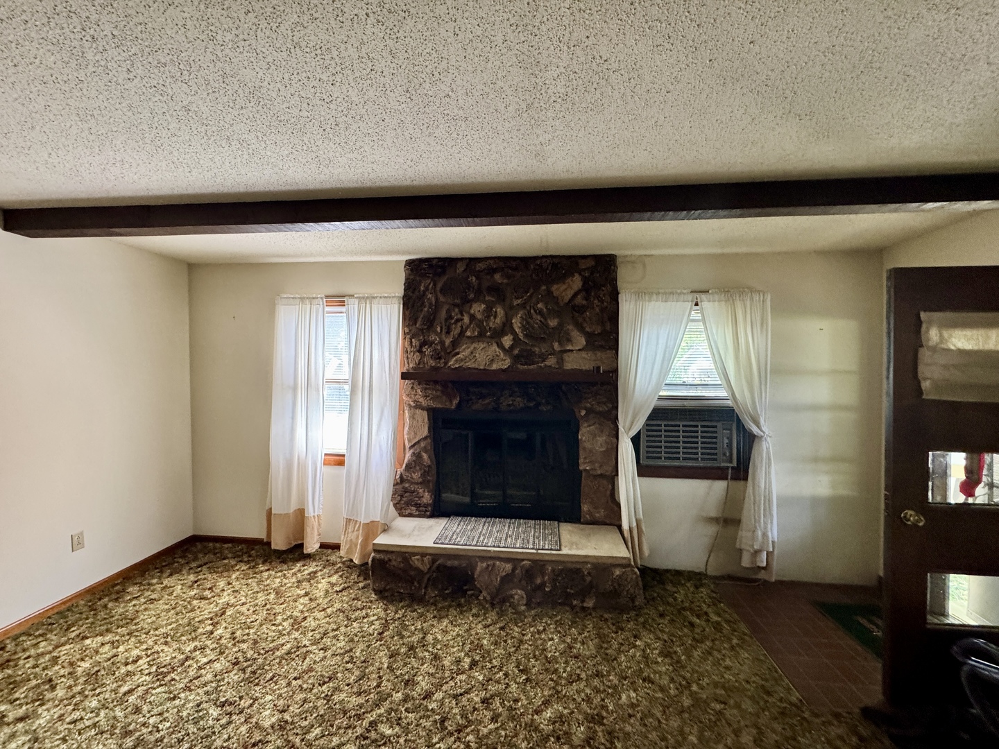 335 N Washington Street Property Photo 10