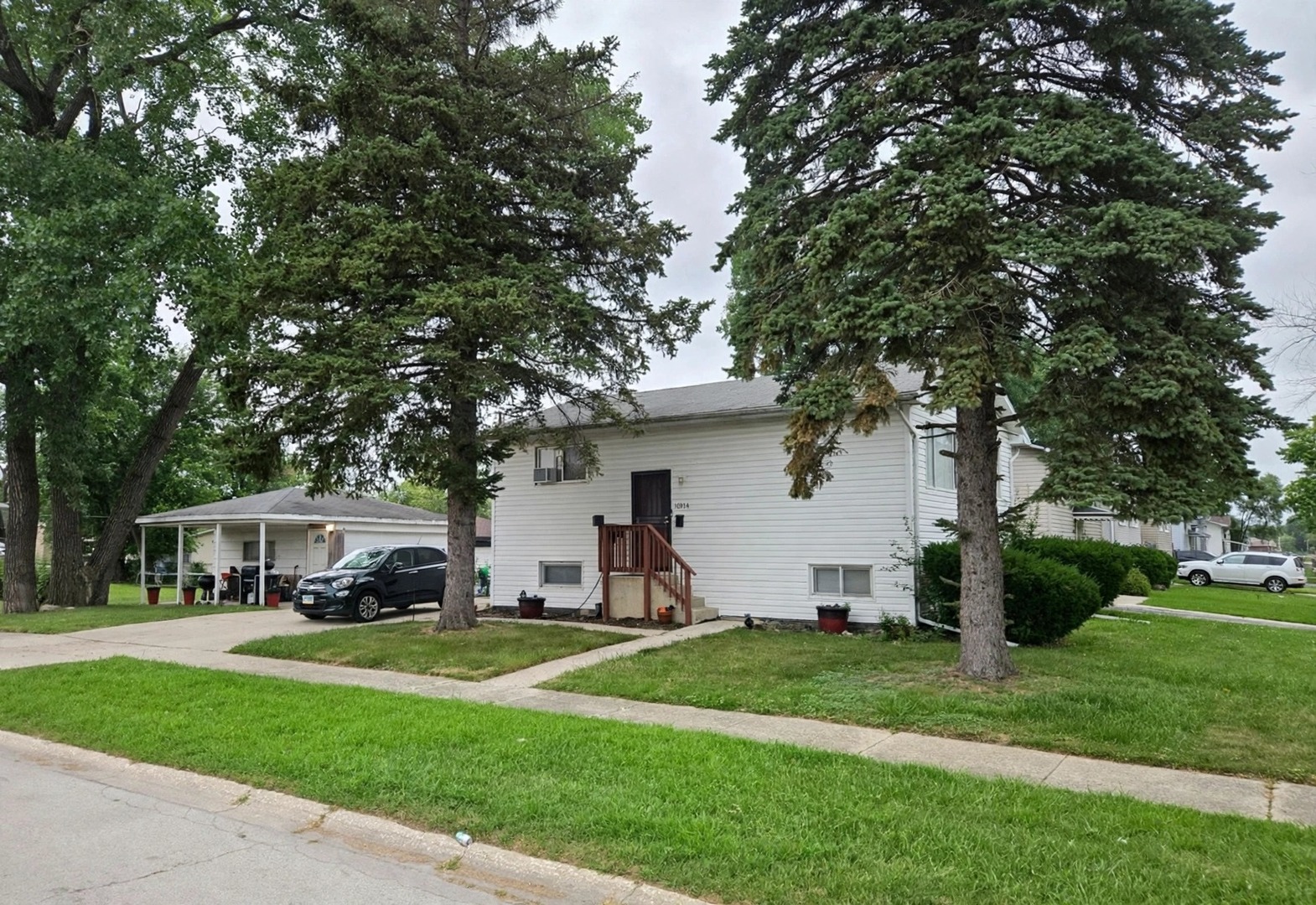 16258 Laflin Avenue Property Photo 1