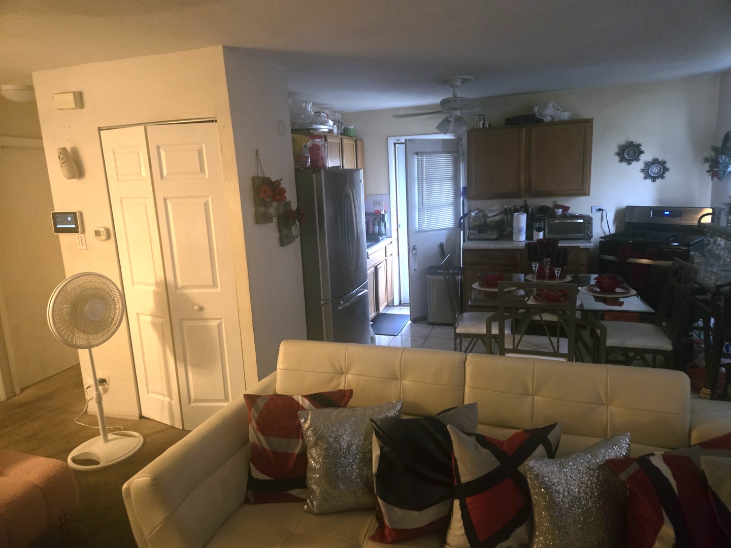 16258 Laflin Avenue Property Photo 8