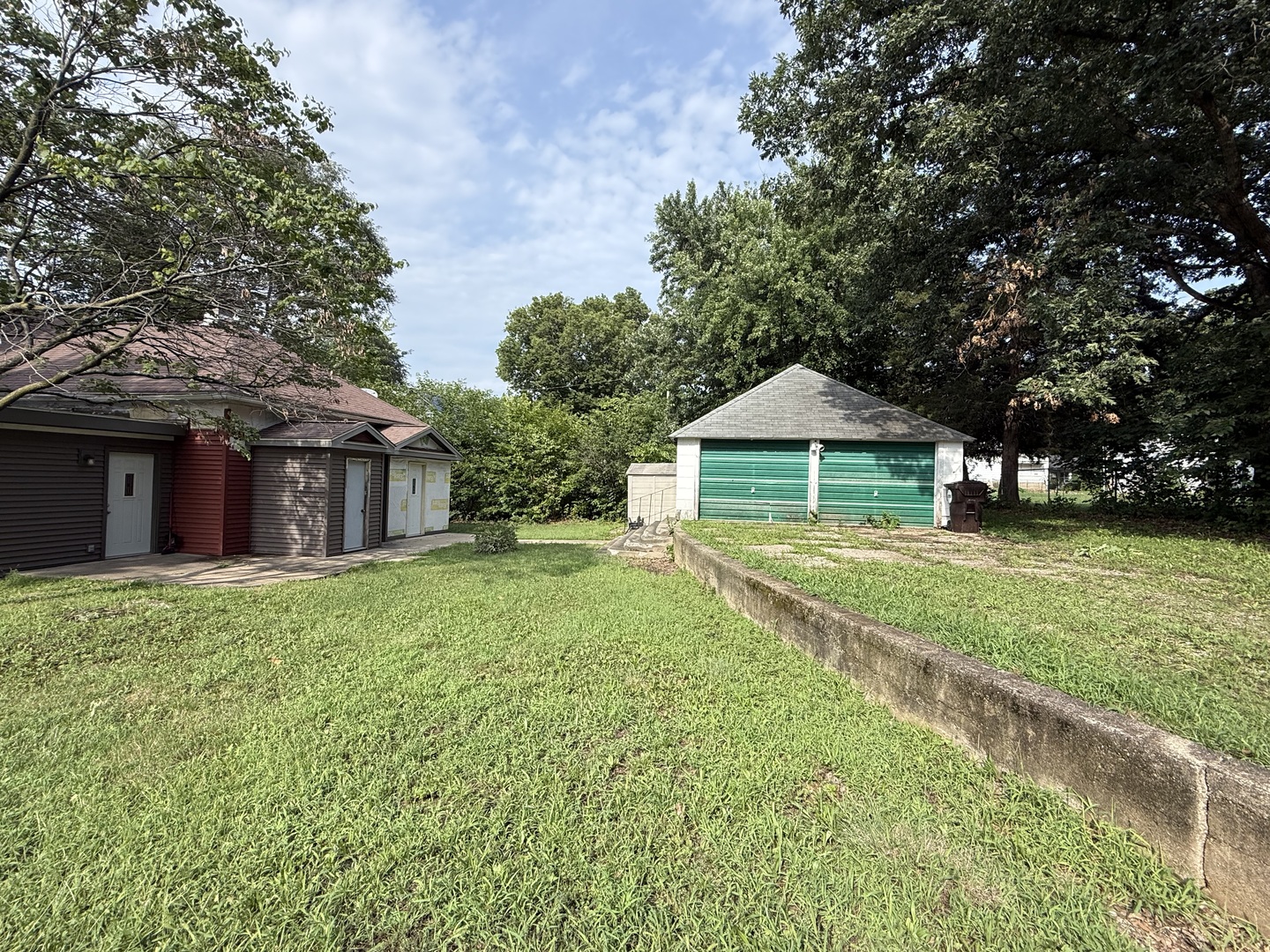 1012 Richard Street Property Photo 5