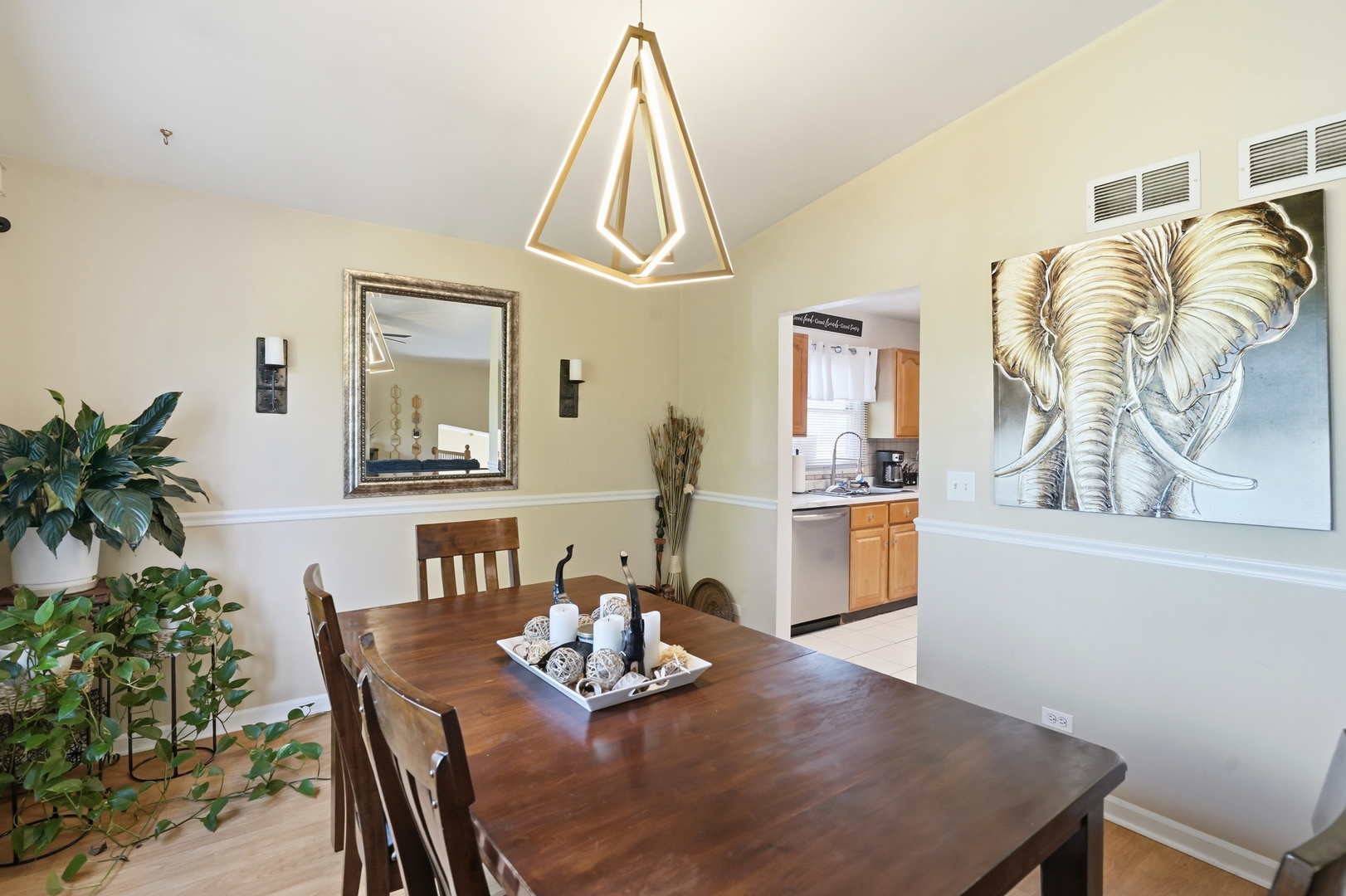 4009 Ridge Road Property Photo 6