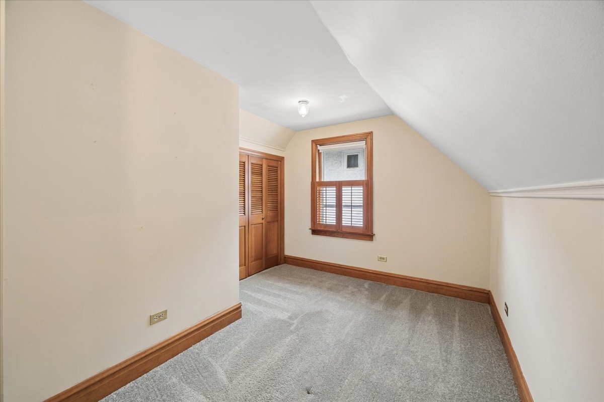 629 Franklin Avenue Property Photo 28