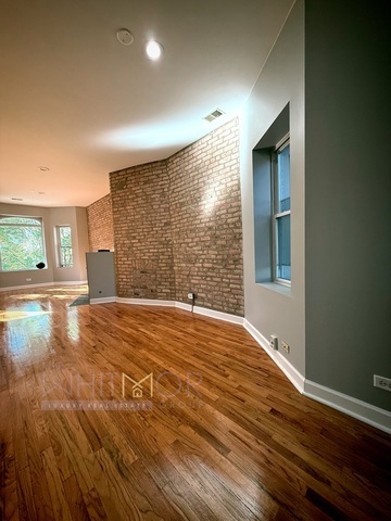 1108 E Marquette Road 207 Property Photo 7