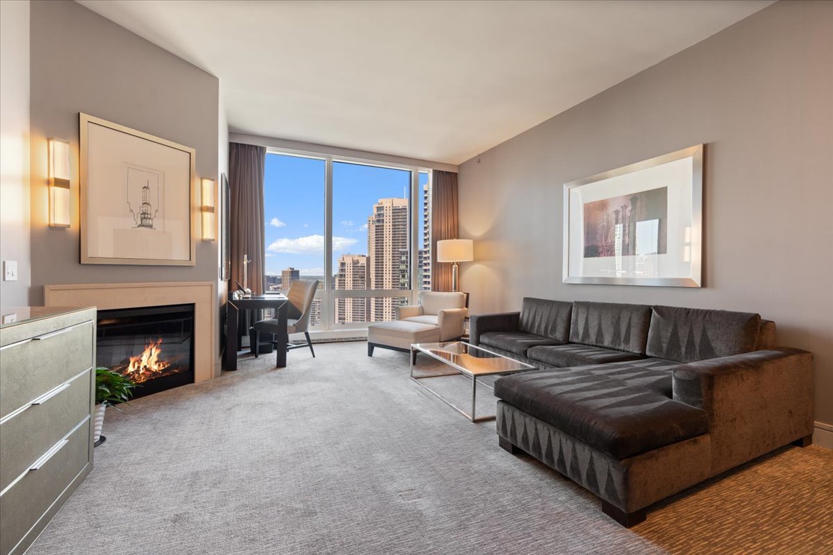 401 N Wabash Avenue 2222 Property Photo 5