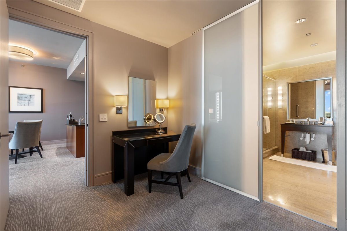 401 N Wabash Avenue 2222 Property Photo 13