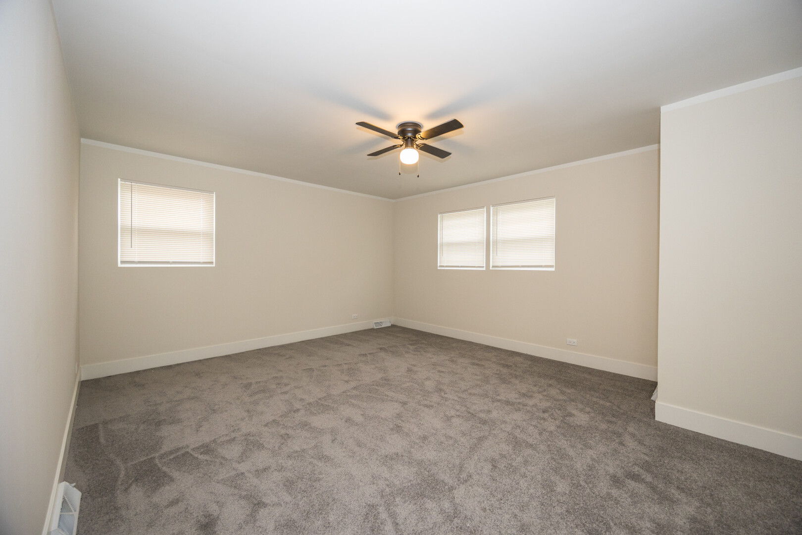 9407 S Indiana Avenue Property Photo 10