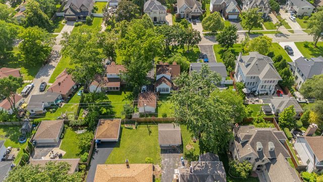 725 N County Line Road Property Photo 26
