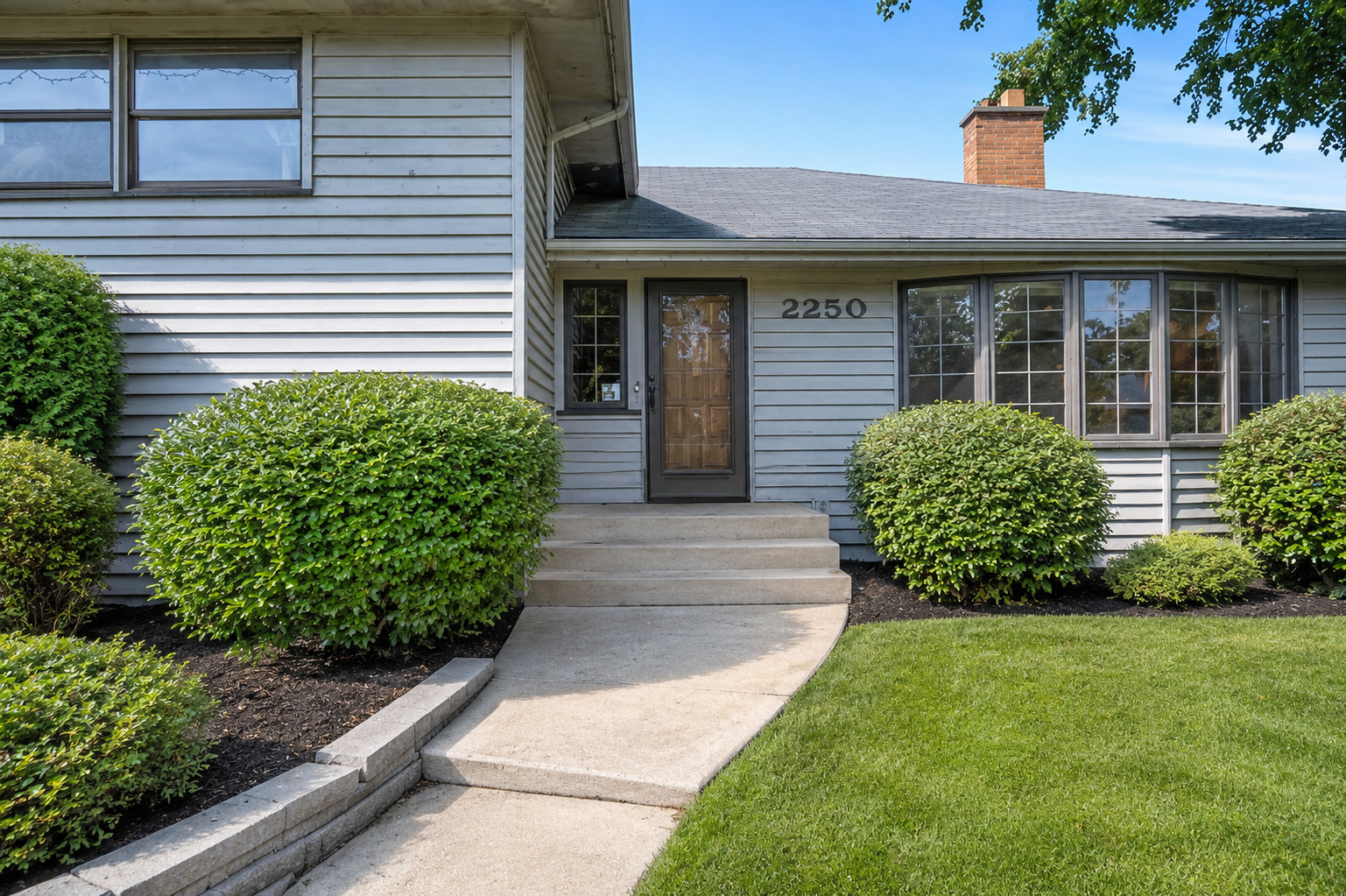 2250 White Oak Drive Property Photo 4