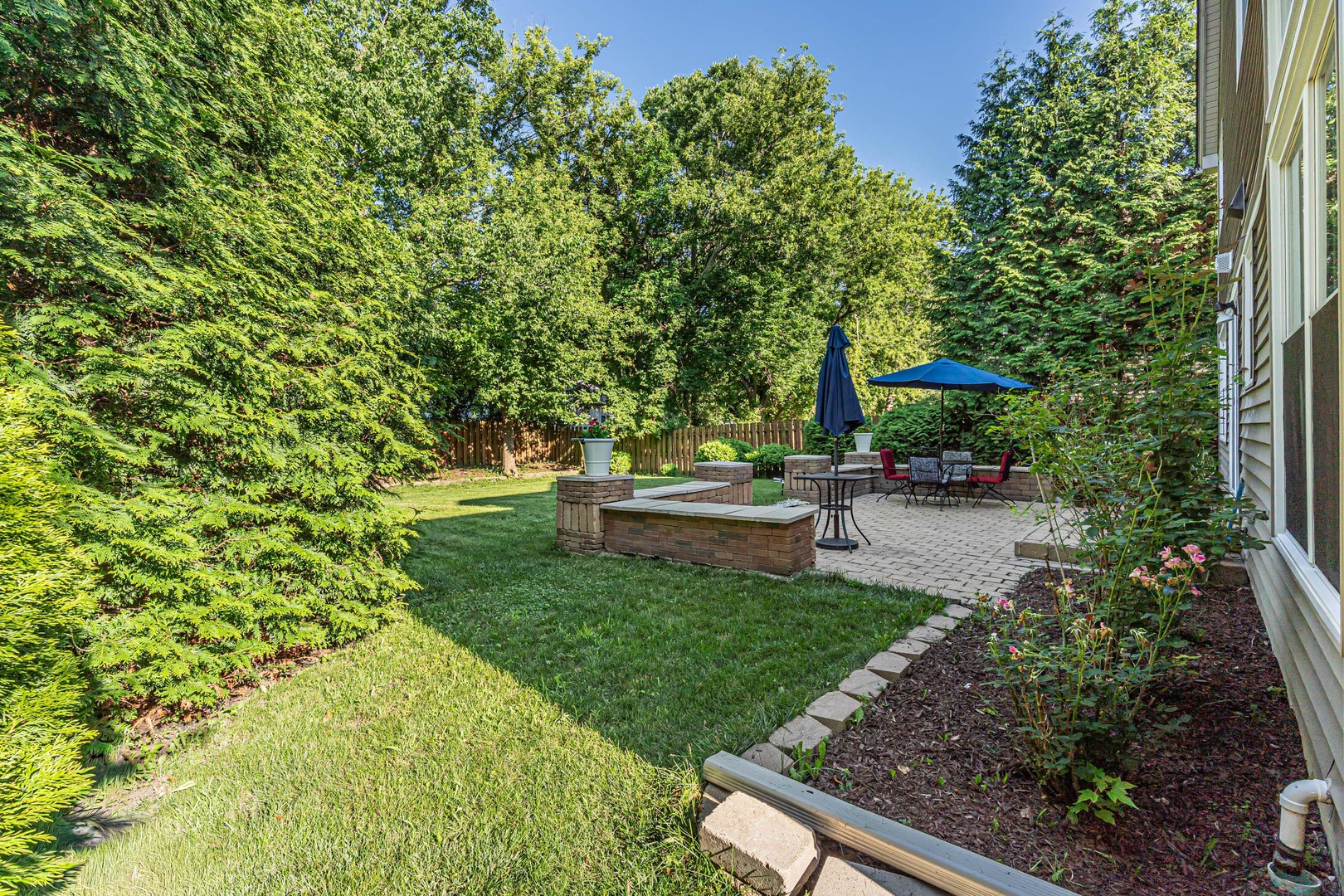 585 Marseilles Circle Property Photo 22