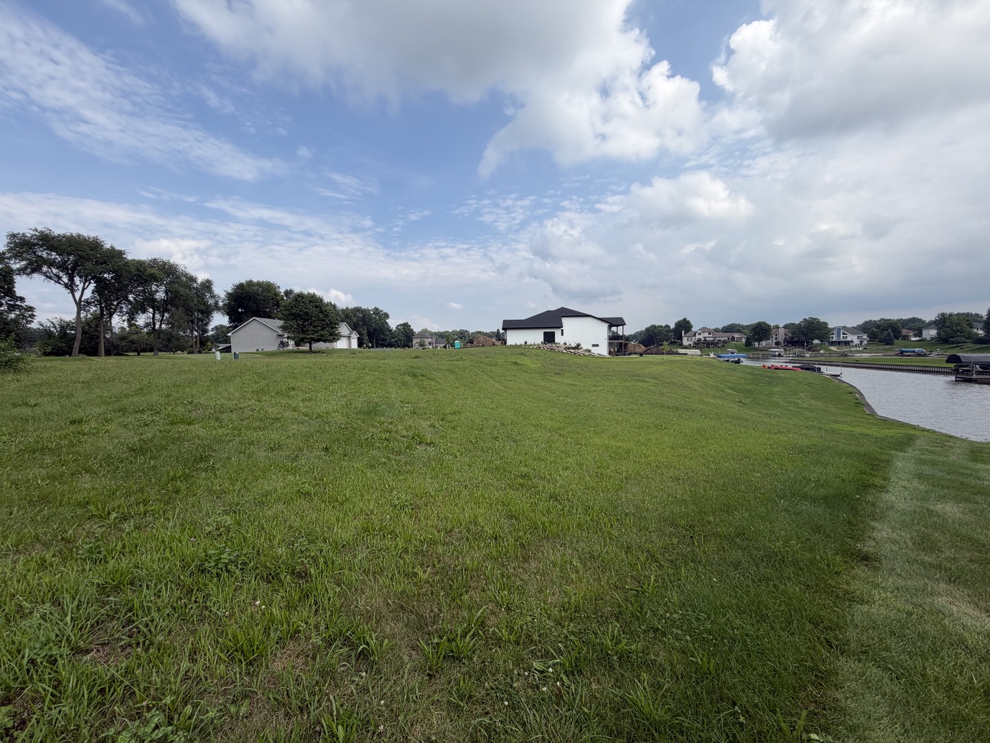 1205 Summerland Key Property Photo 4