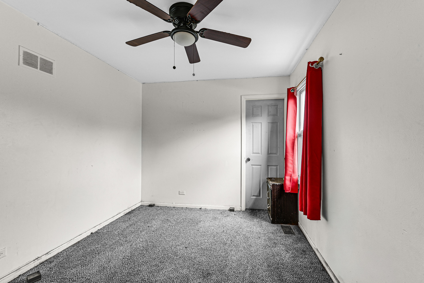 2913 Greenwood Road Property Photo 17