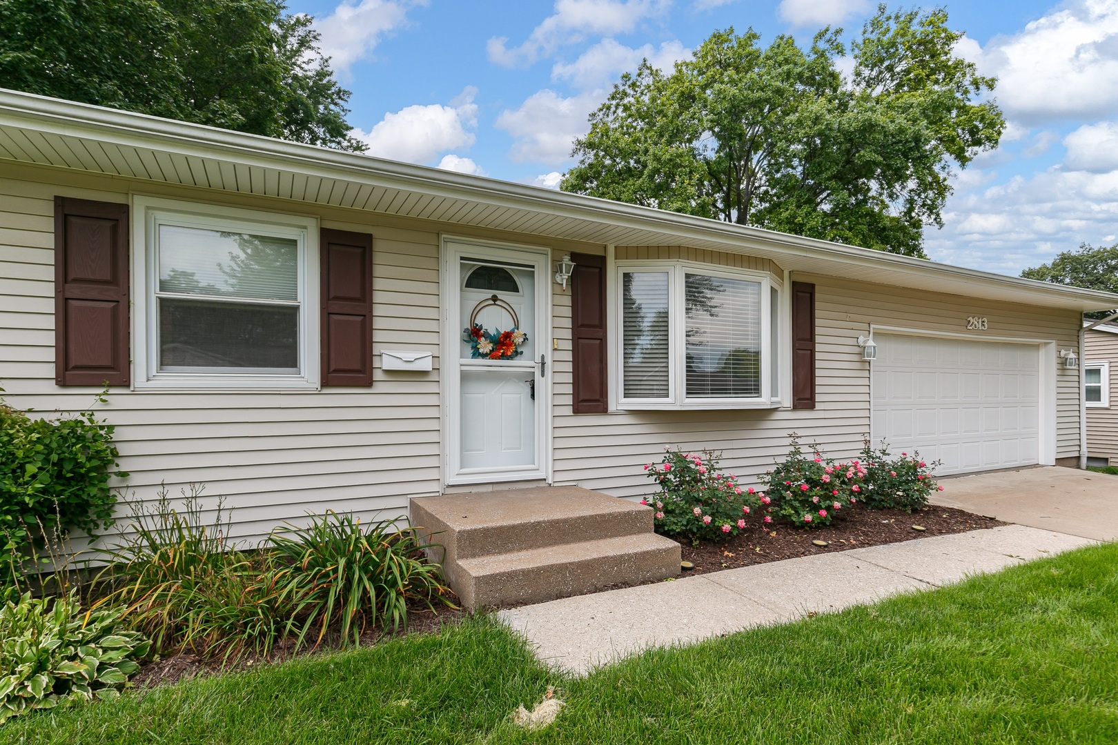 2813 9th Street Property Photo 2