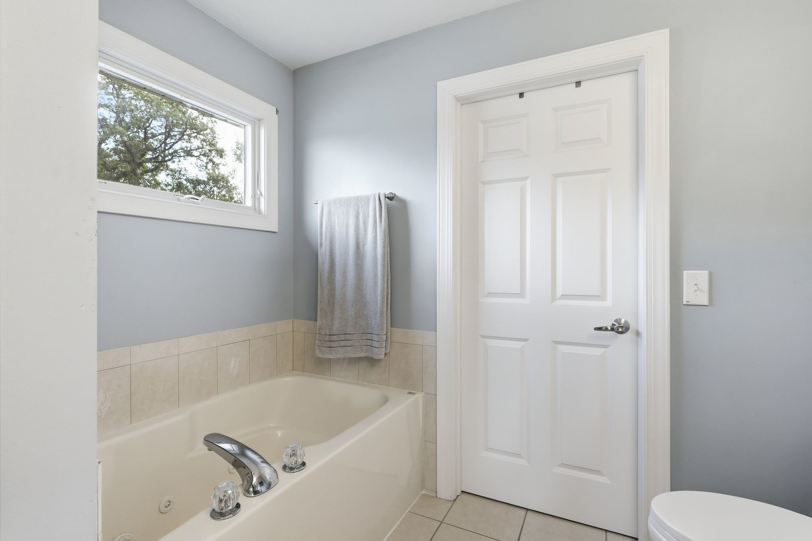 3911 Sparrow Court Property Photo 26