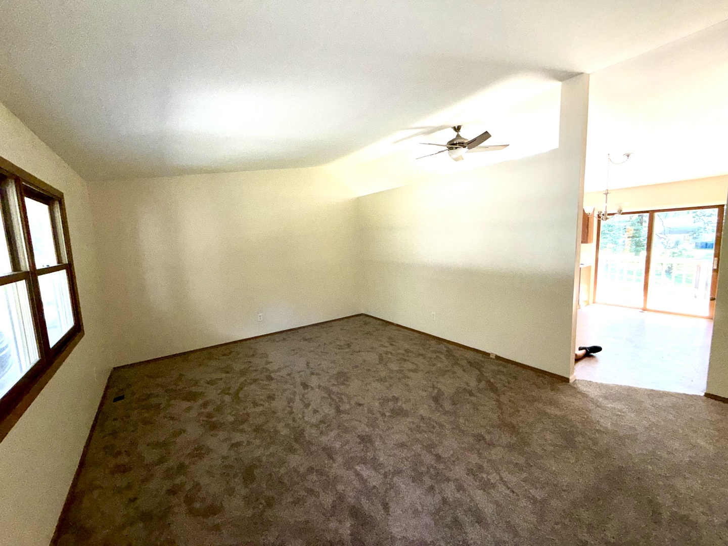 1130 Lincoln Avenue Property Photo 6
