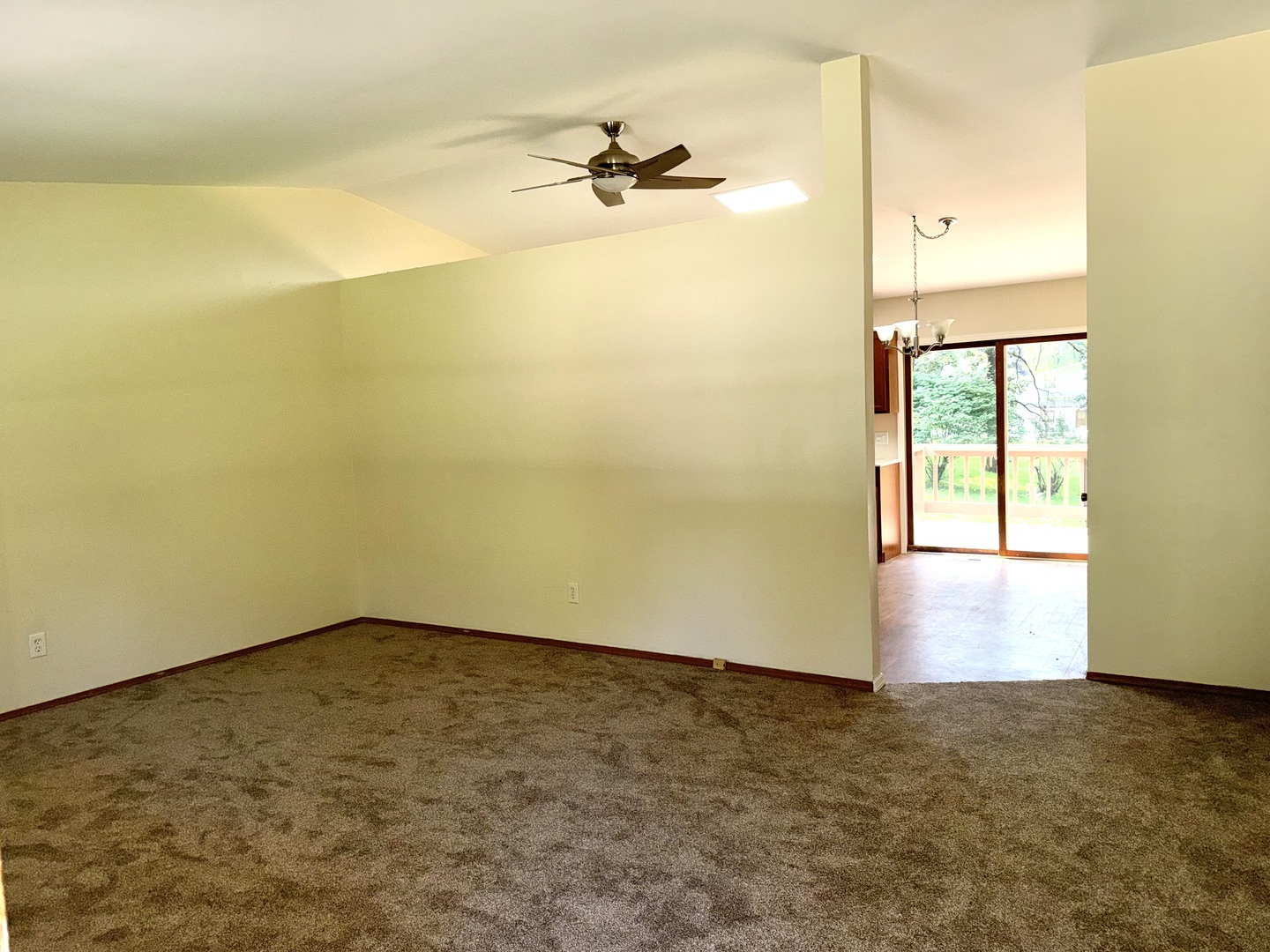 1130 Lincoln Avenue Property Photo 9