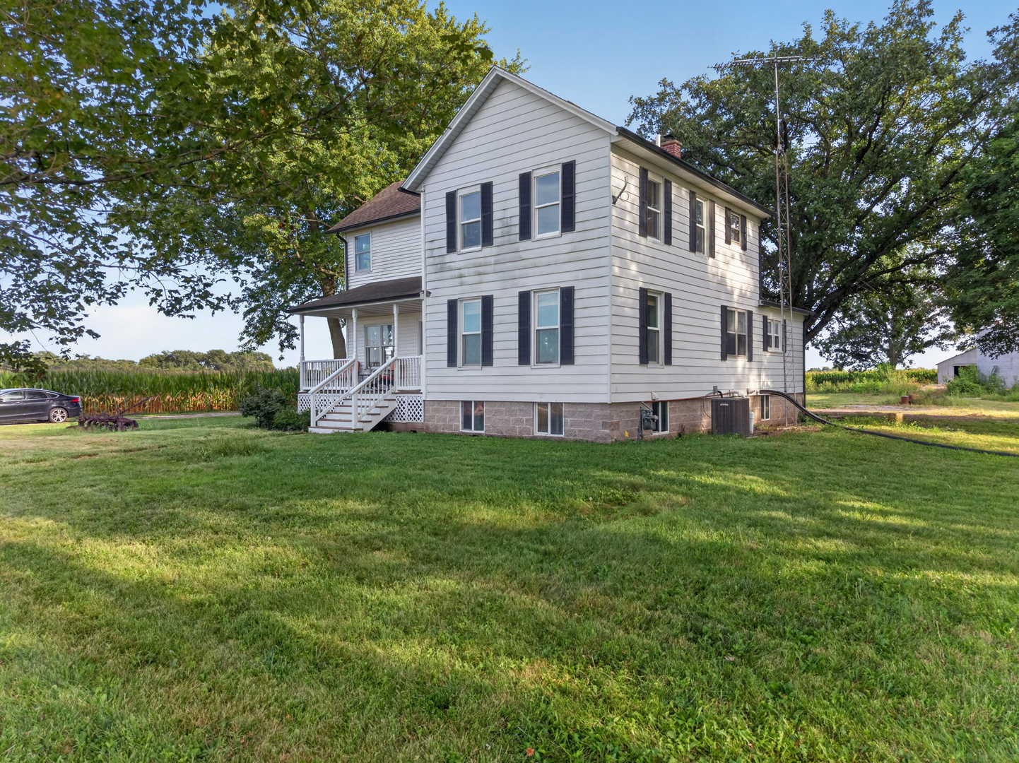 35674 E 3200 North Road Property Photo 1