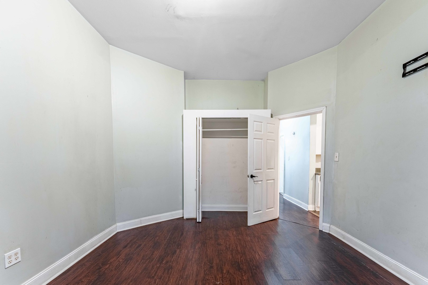 1529 S Homan Avenue 1 Property Photo 6
