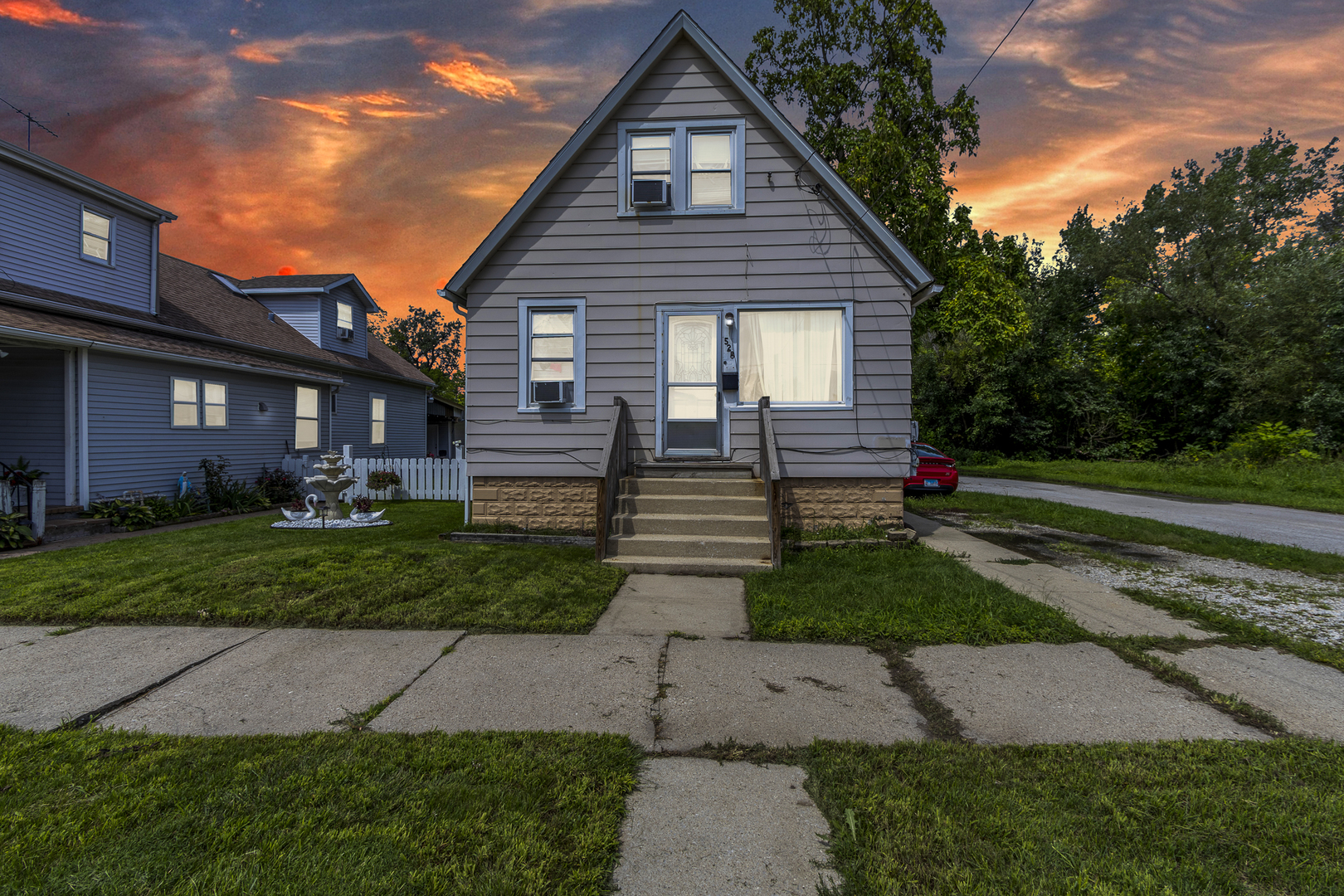 528 E 156th Street Property Photo 1