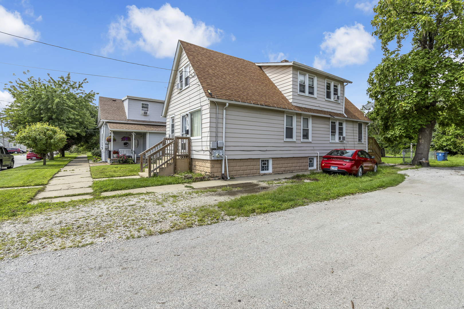 528 E 156th Street Property Photo 3