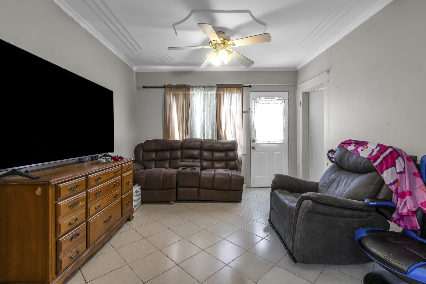 528 E 156th Street Property Photo 4