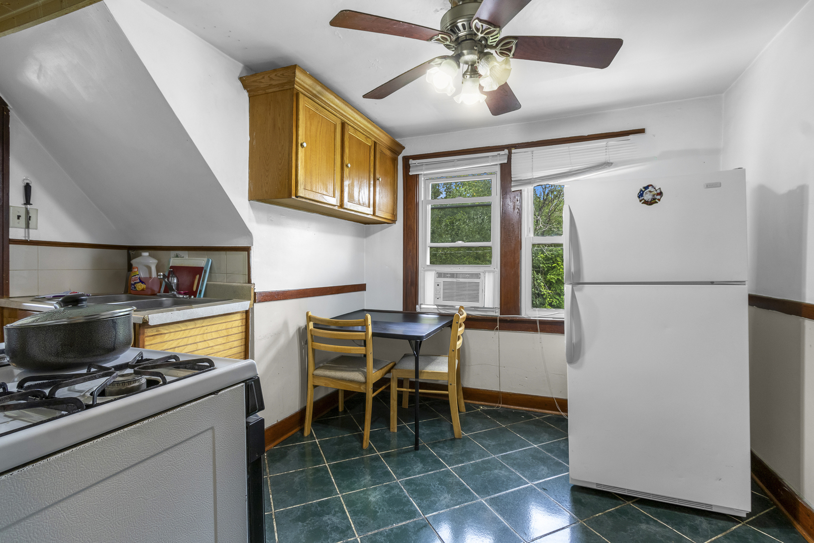 528 E 156th Street Property Photo 16