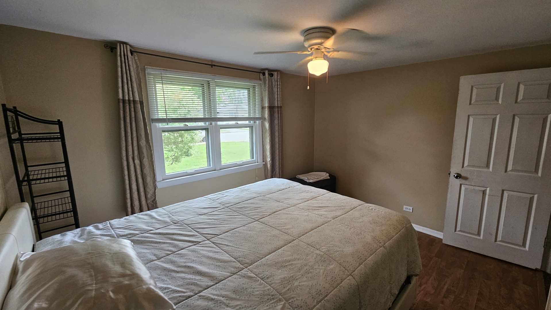 8957 S Main Street Property Photo 10