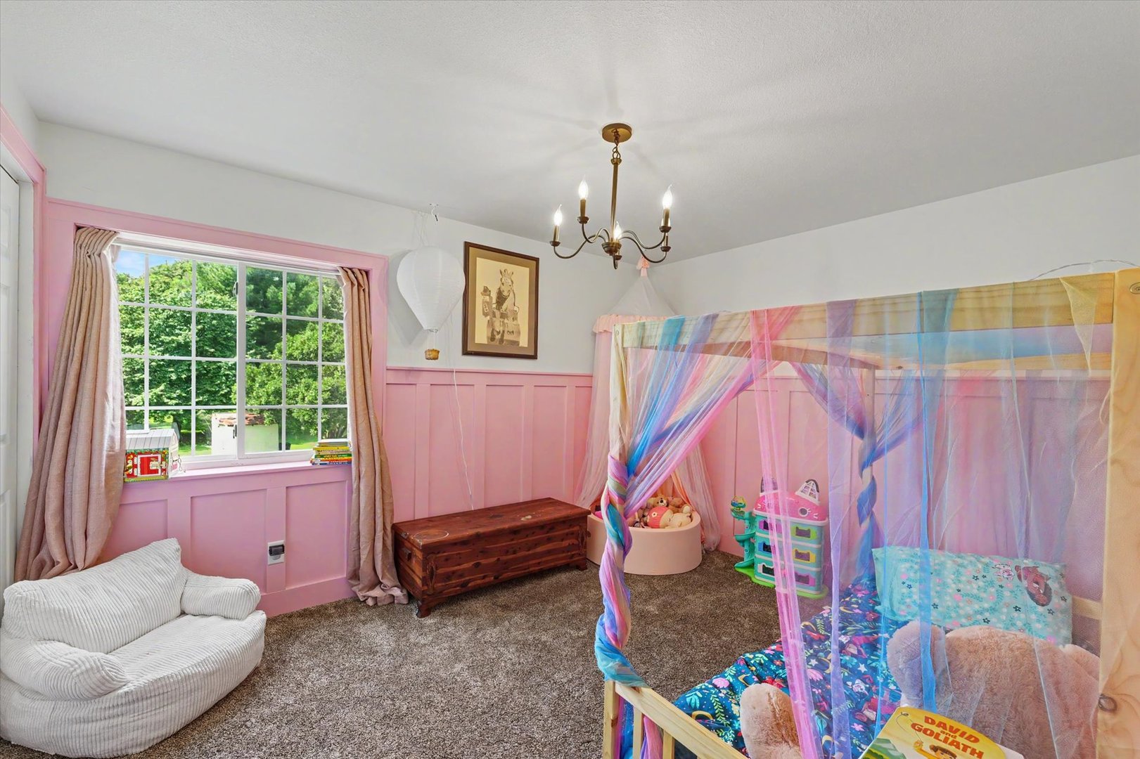 652 E Summer Street Property Photo 29