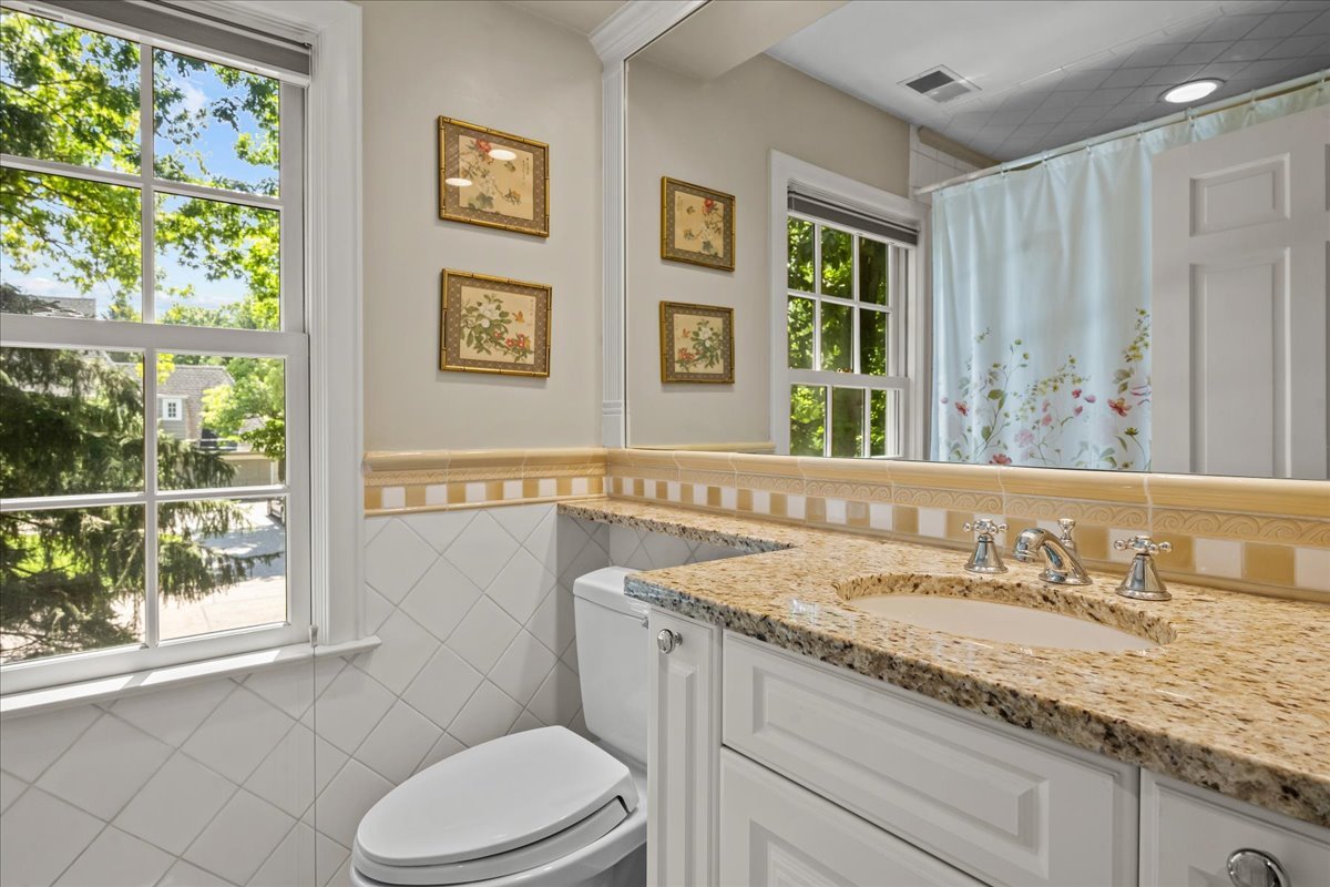 251 Oakland Drive Property Photo 24