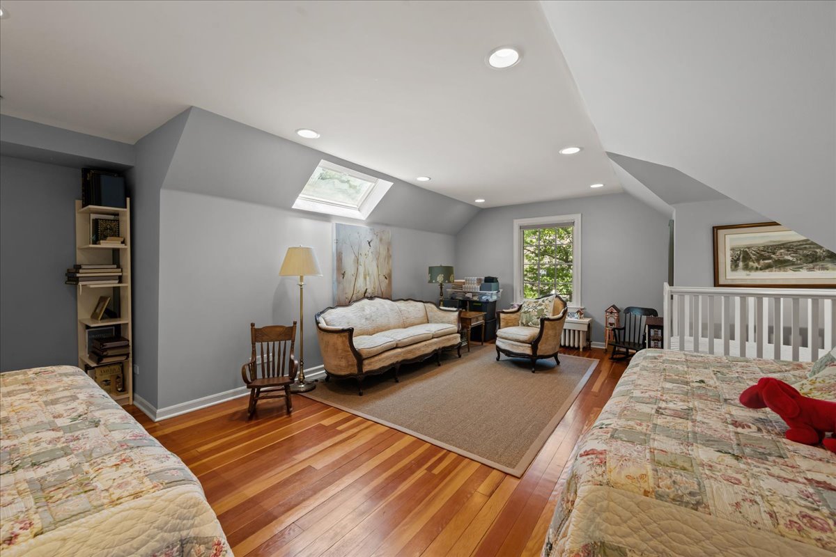 251 Oakland Drive Property Photo 26