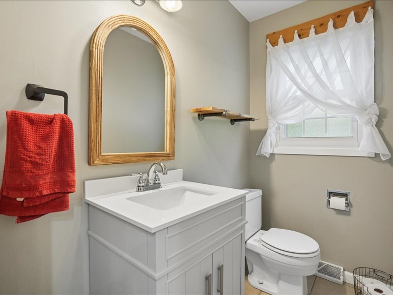 2260 Kingsbury Drive Property Photo 15