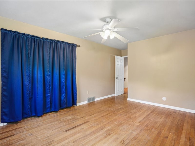 2260 Kingsbury Drive Property Photo 24
