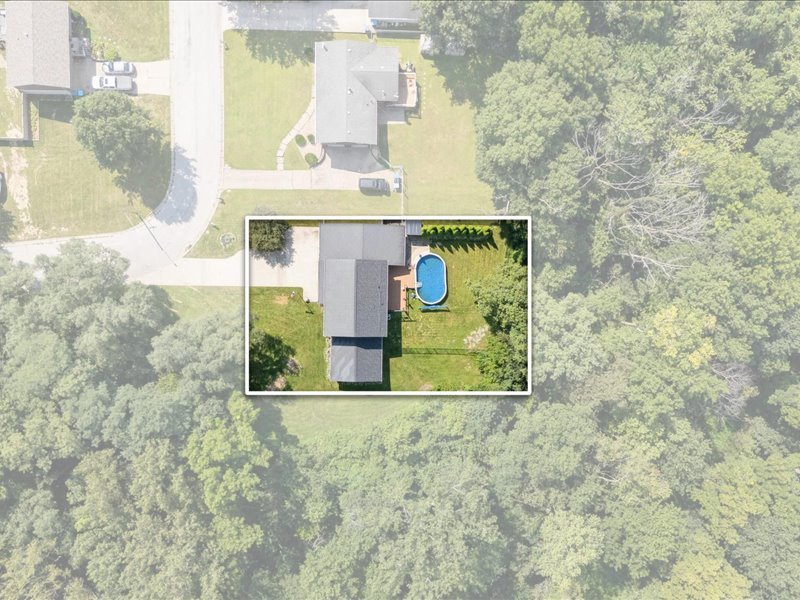 2260 Kingsbury Drive Property Photo 34