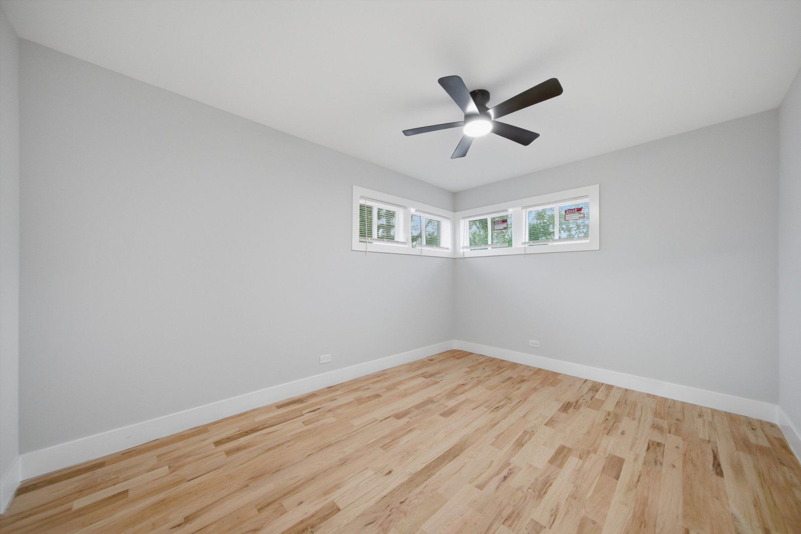 1327 S Wolf Road Property Photo 14