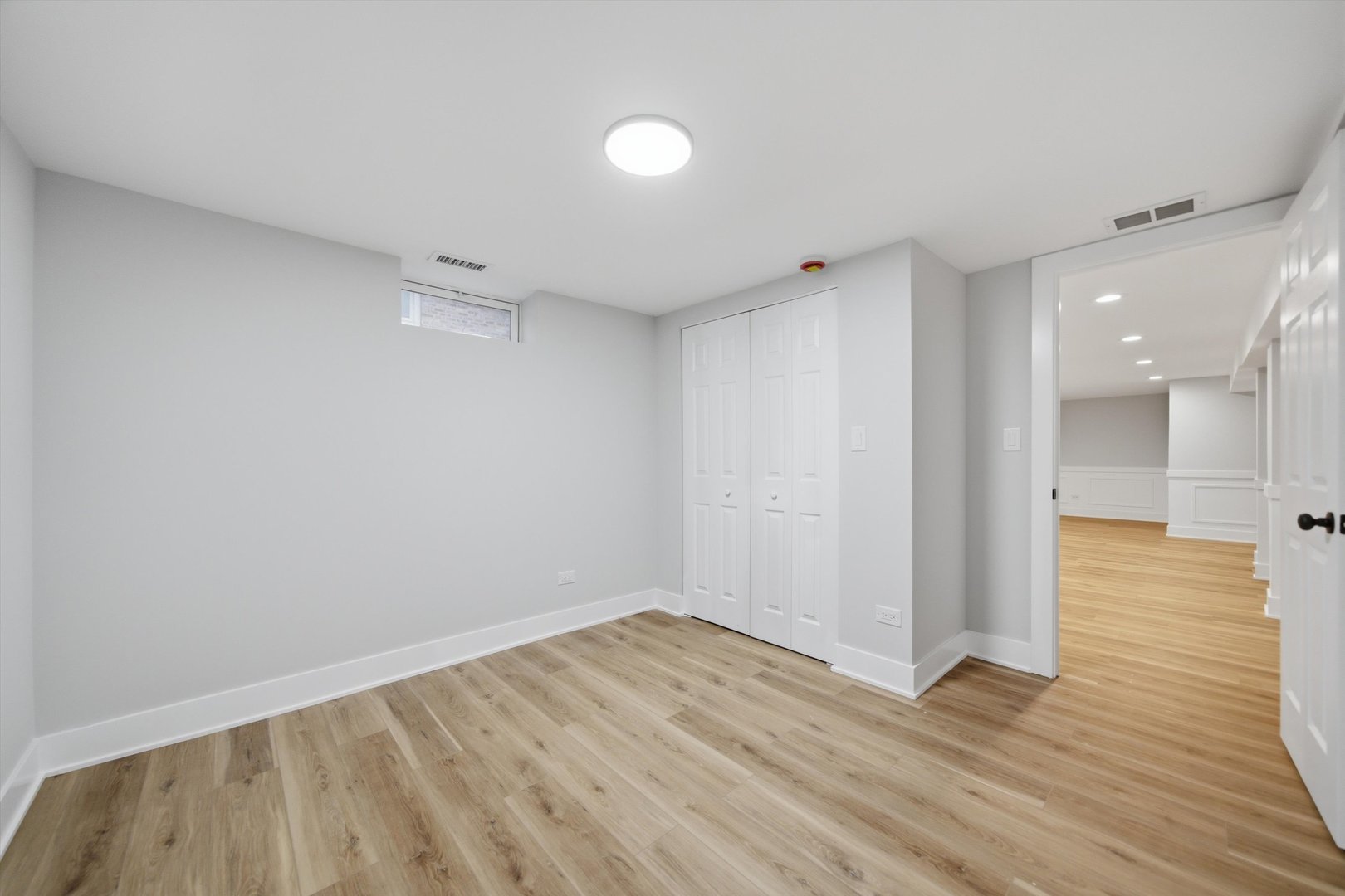 1327 S Wolf Road Property Photo 20