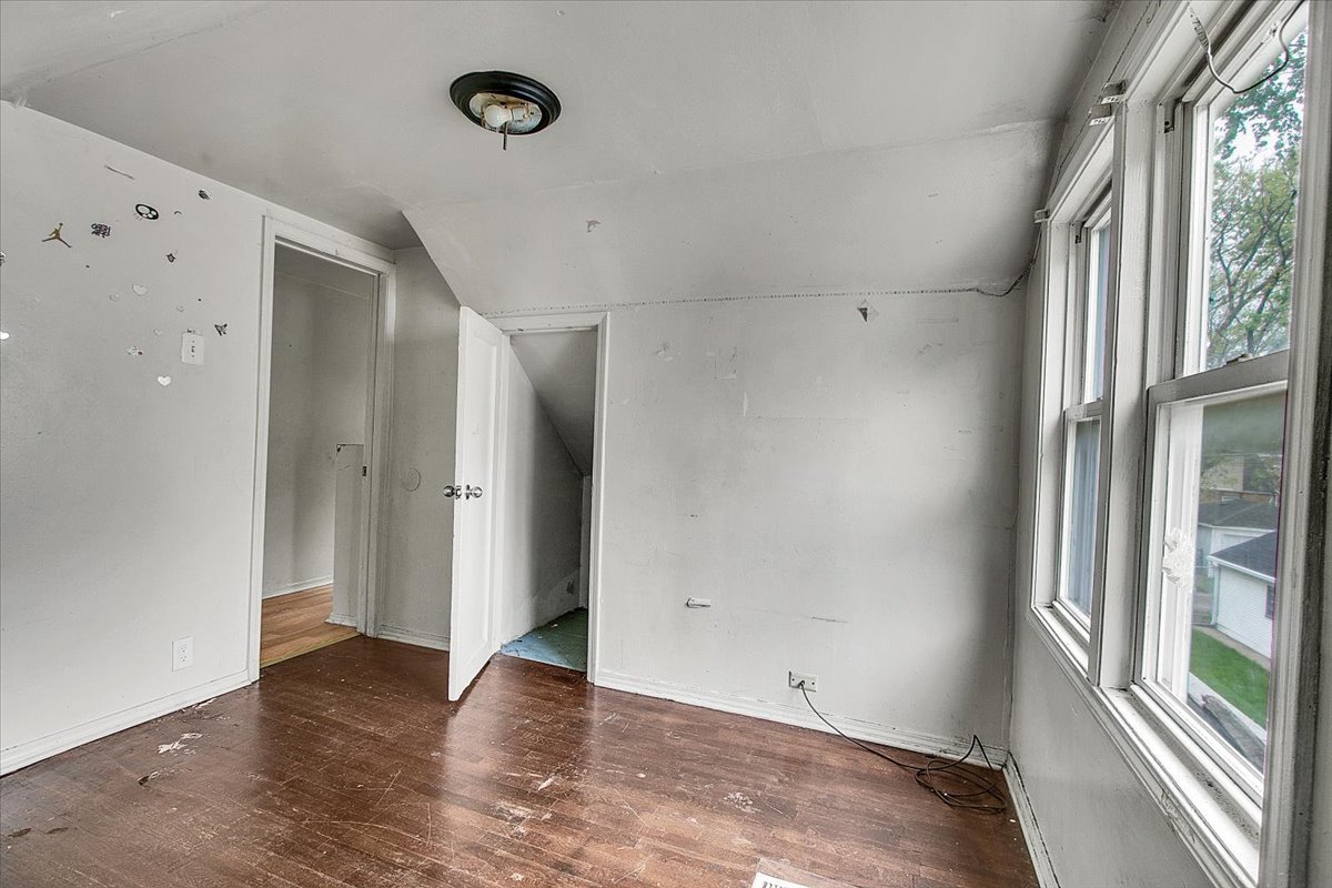 12908 S Wallace Street Property Photo 14