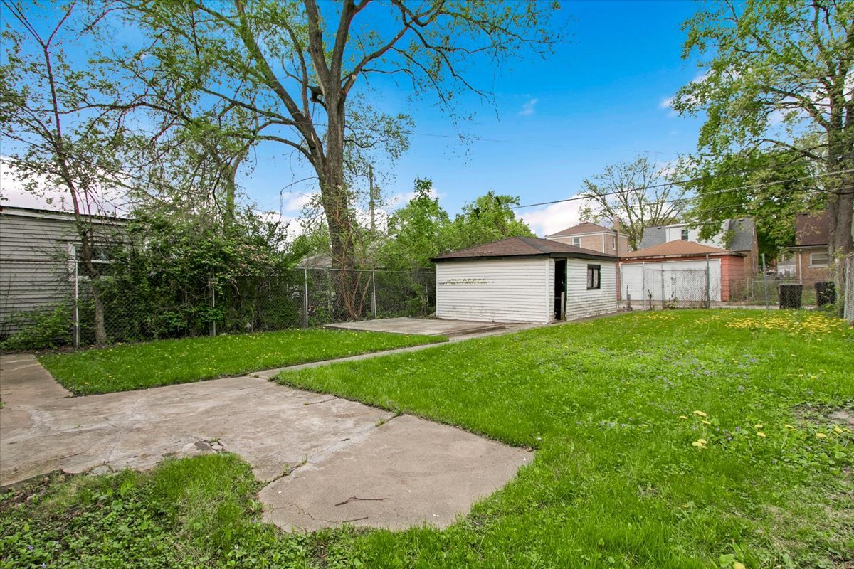 12908 S Wallace Street Property Photo 17