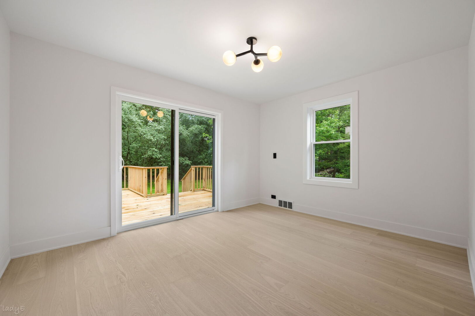 1848 Balsam Road Property Photo 22
