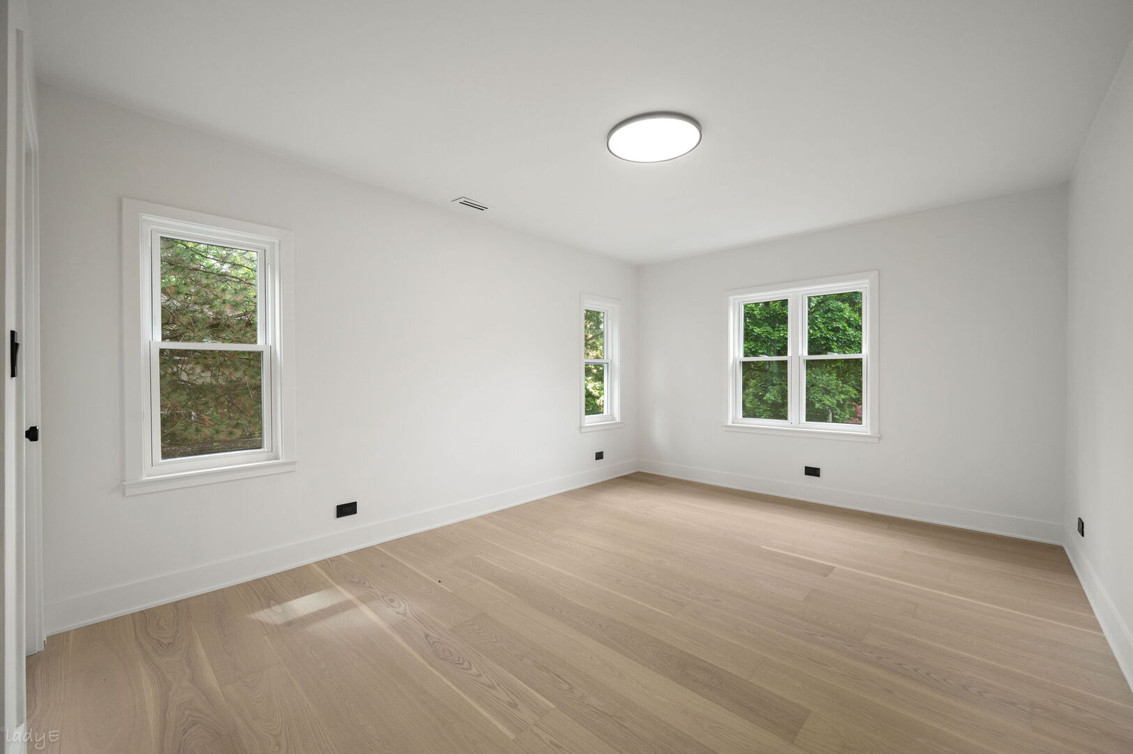 1848 Balsam Road Property Photo 38