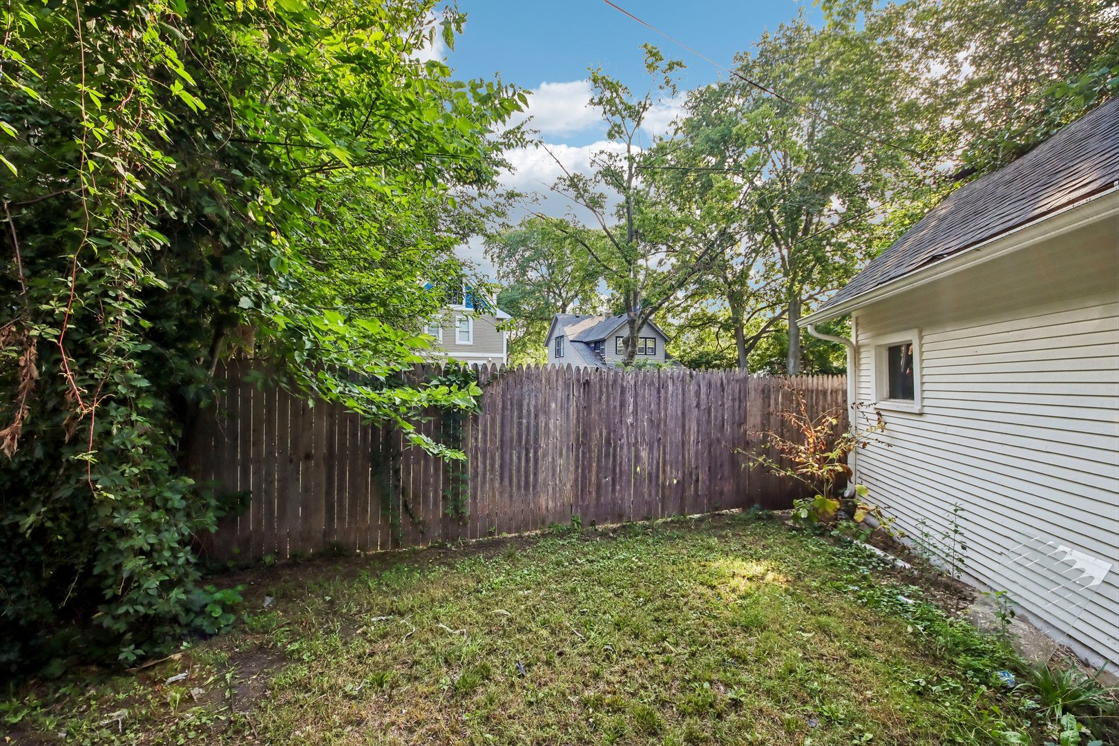 1031 Ridge Avenue Property Photo 37