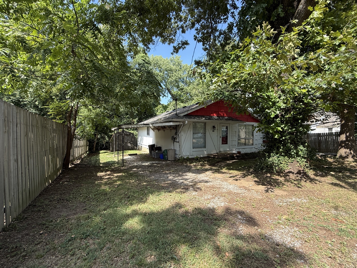 626 W Rigdon Street Property Photo 17