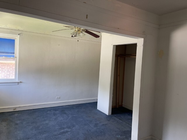 9310 S Vanderpoel Avenue Property Photo 12