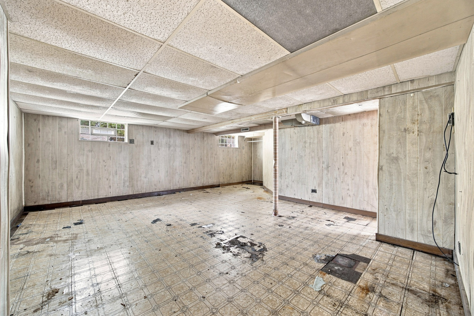 9310 S Vanderpoel Avenue Property Photo 15