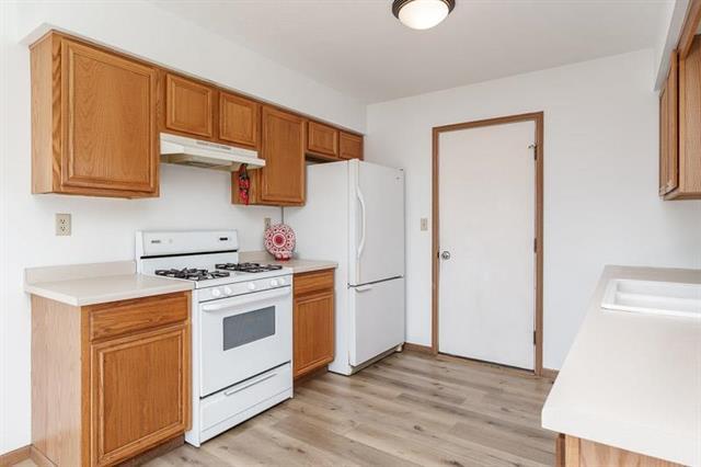 14723 Hunters Way Property Photo 13