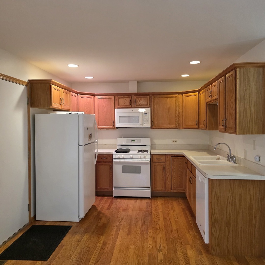 12041 S Kildare Street Property Photo 3