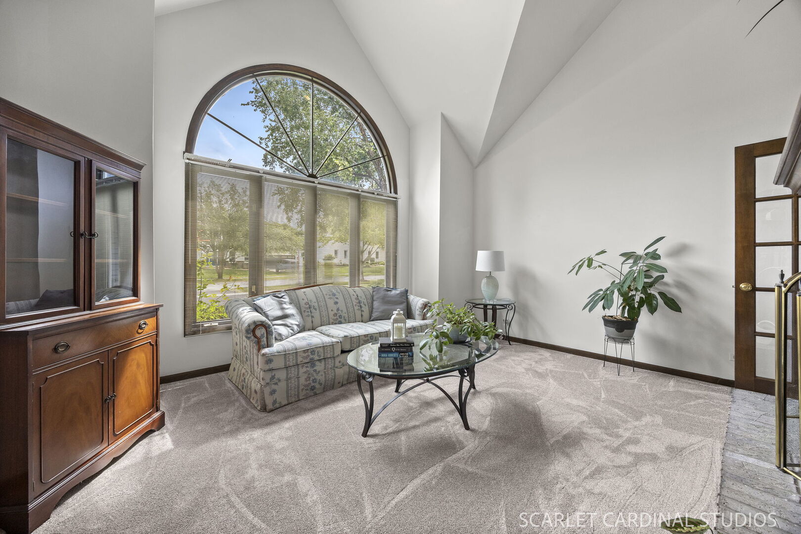 849 S River Road Property Photo 6
