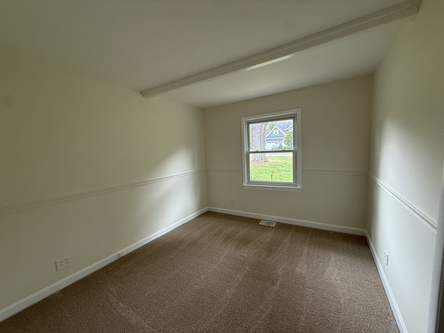 117 E Elm Street Property Photo 14