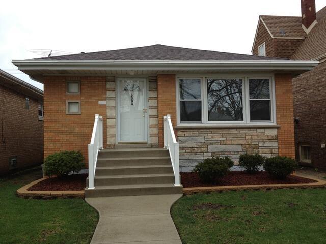 390 E Diane Drive Property Photo 1