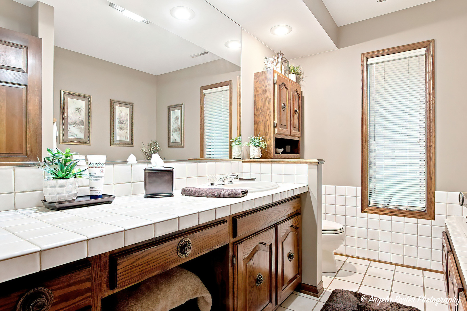 6424 Mccullom Lake Road Property Photo 12